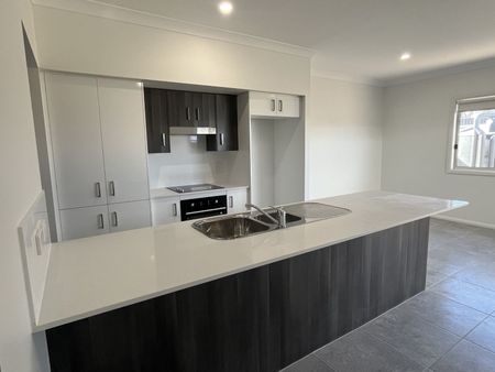 Home For Rent - Photo 4