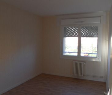 Location - Appartement T4 - 73 m² - Novillars - Photo 5