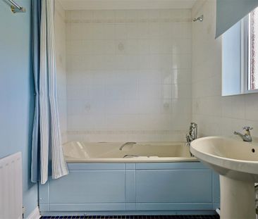 3 bedroom Detached house to rent in Woodlands Grange, Forest Hall, ... - Photo 5