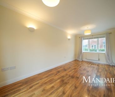 Coppice Way, Bourne, Lincolnshire - Photo 3