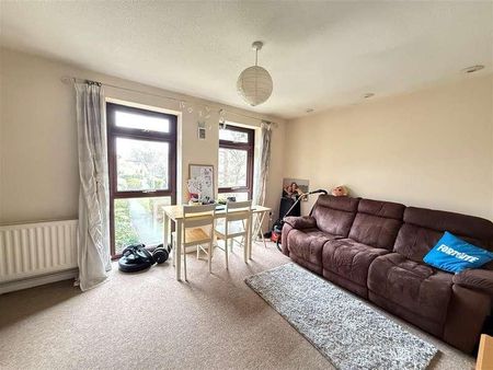 Northcote Road, Ash Vale, Aldershot, GU12 - Photo 2