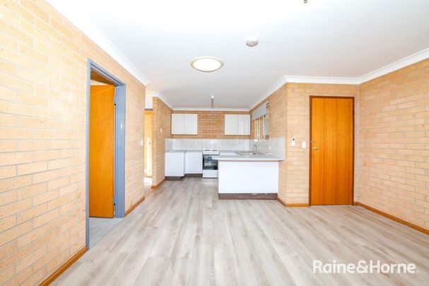 2 BEDROOM UNIT CLOSE TO TOWN- Available Now!!! - Photo 1