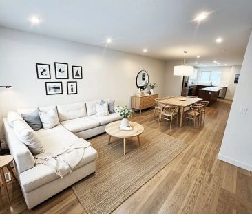 Brand New Rosenthal Townhomes | Early Bird Pricing Available! — 3 Bedrooms Townhouse - Photo 1