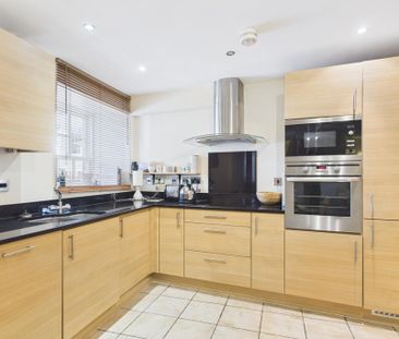 2 bedroom end of terrace house to rent - Photo 6