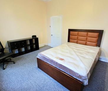 4 bedroom house to rent - Photo 3