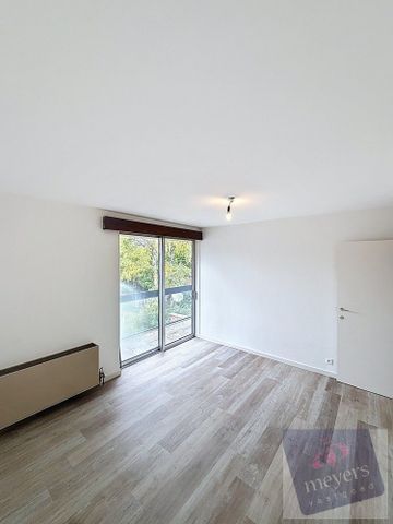 Ruim appartement met 2 slaapkamers en garage - Foto 4