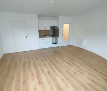 Location Appartement 1 pièce 31m² - Photo 1