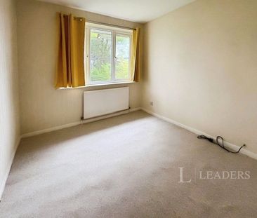 semi detached to rent Orchard Way, Burwell, Cambridge, Cambridgeshi... - Photo 2