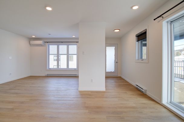 2475, chemin Ste-Catherine, Sherbrooke (Université) - Photo 1