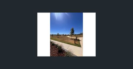 Beautifully built, light and bright Townhome – Park facing, 4 Bedroom with open plan living, courtyard area and double remote garage - Photo 3