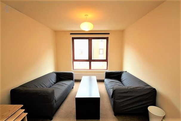 3 Bed Flat, Sienna Garden, EH9 - Photo 1