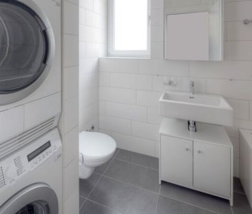 Quiet life by the brook – rent without deposit - Photo 1