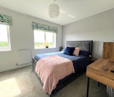 3 bedroom semi-detached house to rent - Photo 6