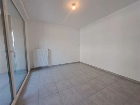 Location appartement 1 pièce - 31m² à Thonon les bains (74200) - Photo 4
