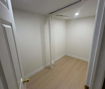 83 BUR OAK AVENUE - Photo 5