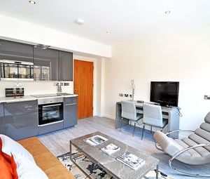 2 Bedrooms Flat to rent in Old Brompton Road, South Kensington, London SW7 | £ 730 - Photo 1