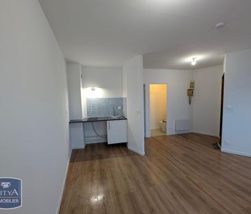 Location Appartement 2 pièces 33m² LILLE 59000 - Photo 3