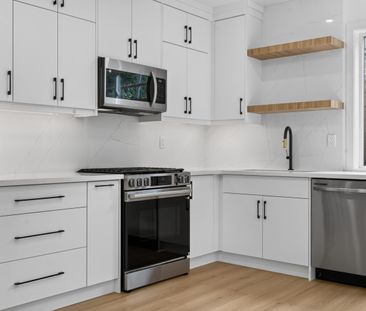 For Lease - 484 Westmount Avenue Unit# Garden Suite, Toronto, Ontario - Photo 6