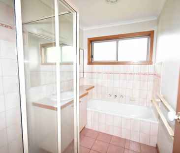 NEAT & TIDY - Photo 5