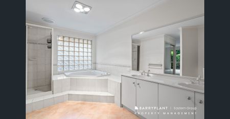 Family Living in a Sought-After Donvale Location! - Photo 4