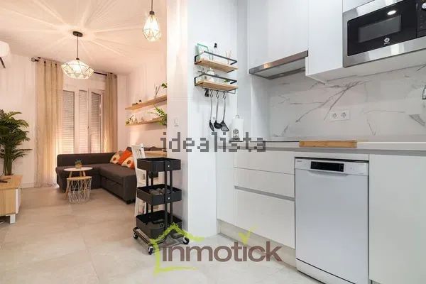 Alquiler de piso en Centro - Photo 1