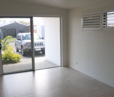 Coolangatta - Photo 4