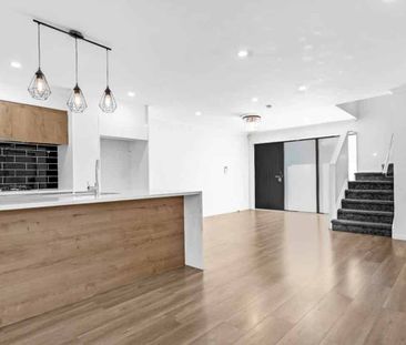 4 Bedroom + 2 Bathrooms, Papatoetoe - Photo 3