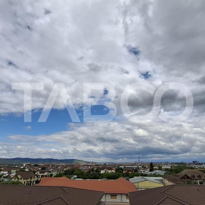 Apartament de inchiriat 3 camere 2 balcoane bloc cu lift Sibiu - Photo 1