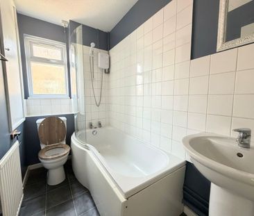 Raleigh Close, Gloucester - Photo 6