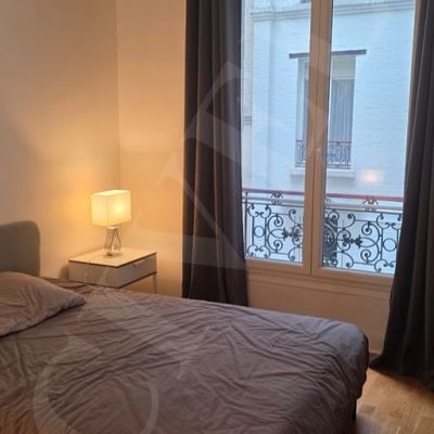 Appartement à louer à Paris 8Ème - Photo 1