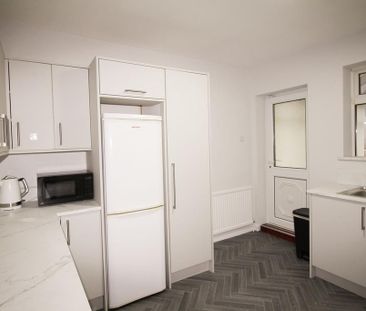 2 bedroom detached bungalow to rent - Photo 6