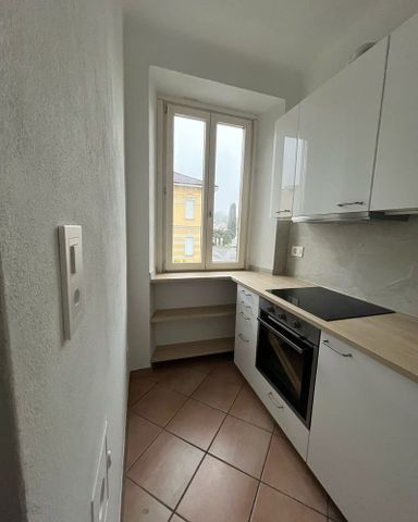 Affascinante Appartamento Di 3 Locali Nel Cuore Di Mendrisio - Photo 4