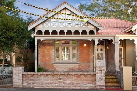 Stylish Two Bedroom in the Heart of Erskineville - Photo 4