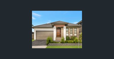 STUNNING FAMILY HOME WITH TWO MASTER SUITES - Photo 5