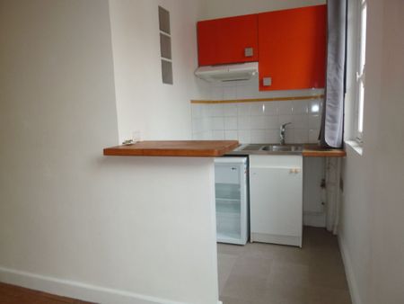 Location Appartement 1 pièce 15m² ISSY LES MOULINEAUX 92130 - Photo 4