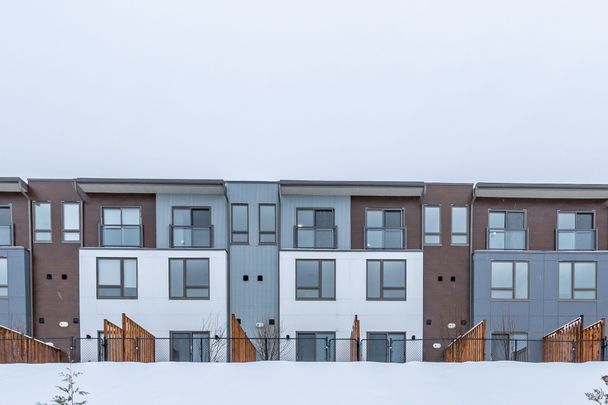 For Lease - 1724 Pleasure Valley Path, Oshawa, Ontario - Photo 1