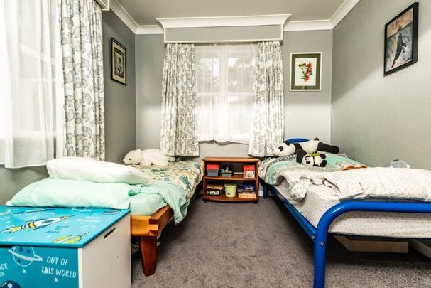 Family home in Hillpark - Photo 1