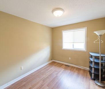 For Lease - 26 Thornbush Court, Richmond Hill, Ontario - Photo 6