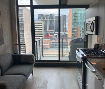 224 Lyon St - Photo 1