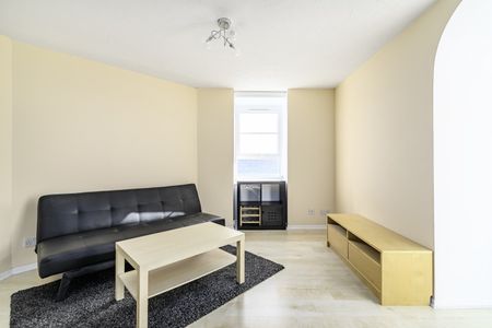 1 Bed Flat, Memorial Avenue, E15 - Photo 5
