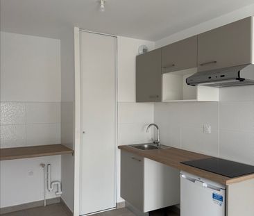 Location Appartement 2 pièces 42m² - Photo 2