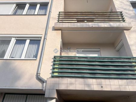 Kiadó újszerű állapotú lakás - Nyíregyháza - Photo 3