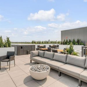 3 1/2 1 chambre à coucher 1 salle de bain - Photo 2