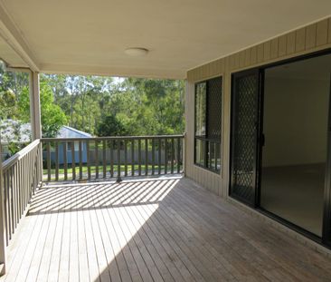 20 Salomon St, Goodna, Qld 4300 - Photo 3