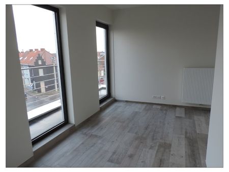 Mooi ingericht appartement met 1 slaapkamer - Photo 3