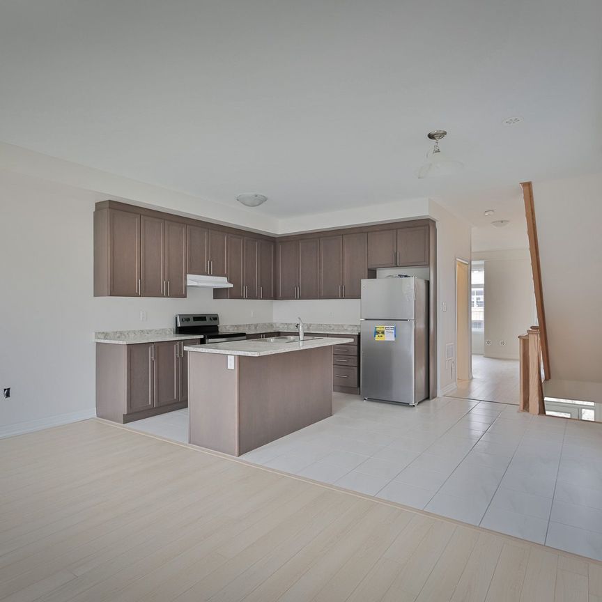 For Lease - 36 Sissons Way, Markham, Ontario - Photo 1