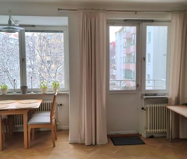 Centralvägen, Solna - Foto 1