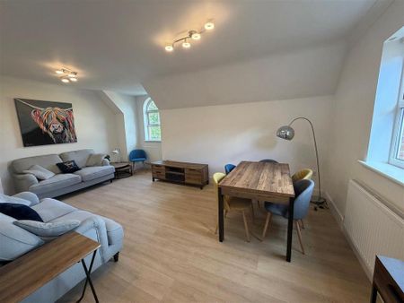 2 bedroom apartment to rent - Photo 2