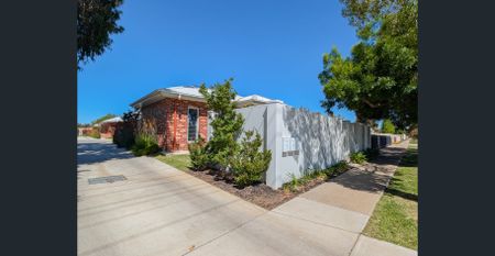 2 Bedroom unit on Campbell Street! - Photo 4