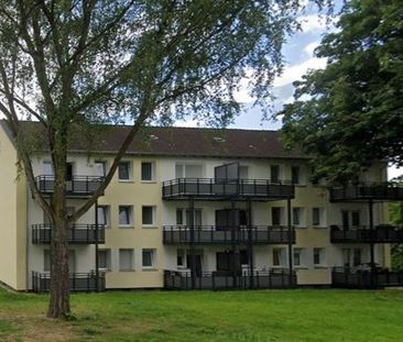 zentrales 1-Zimmer-Appartment mit Balkon in modernisiertem Haus - Photo 1